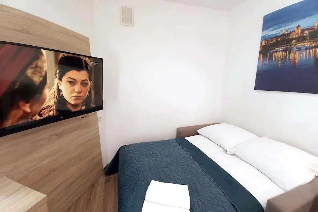 Cozy Apartment - B38-1