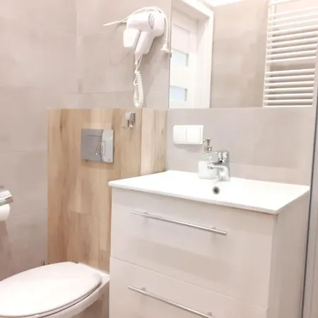 Cozy Apartment - B38-3